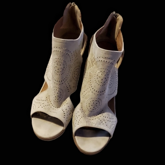 Not Rated Stone color suede open toe booties. Cute cut outs. Size 10 US. - Picture 2 of 8